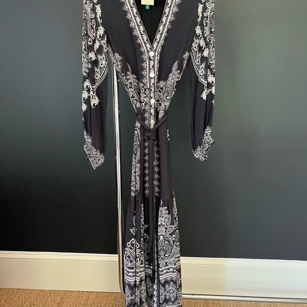 FARM Rio Black & White Paisley Maxi Dress - Picture 3 of 14